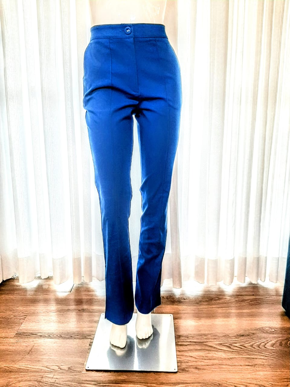 Calça de Alfaiataria com Bolsos Frontais