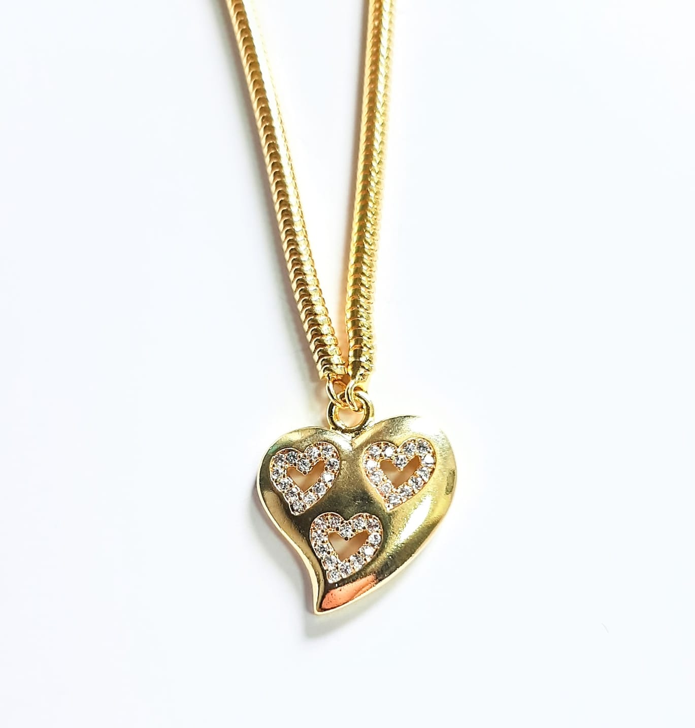 Pulseira coração ouro com pedra zircônia semijoia 18K