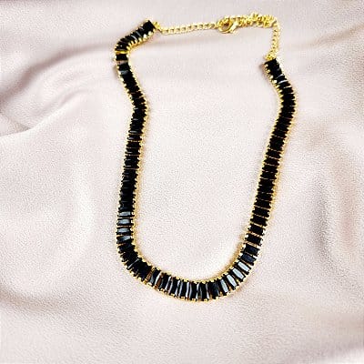 Colar choker ouro com pedraria em zircônia preta semijoia 18K