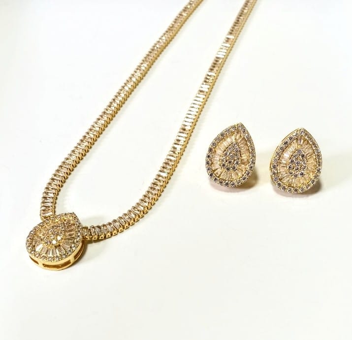 conjunto ouro com zircônia semijoia 18K