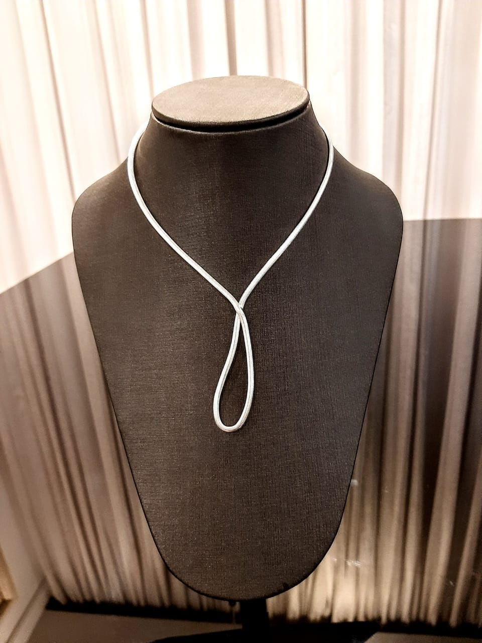 Colar gravata prata 925 semijoia