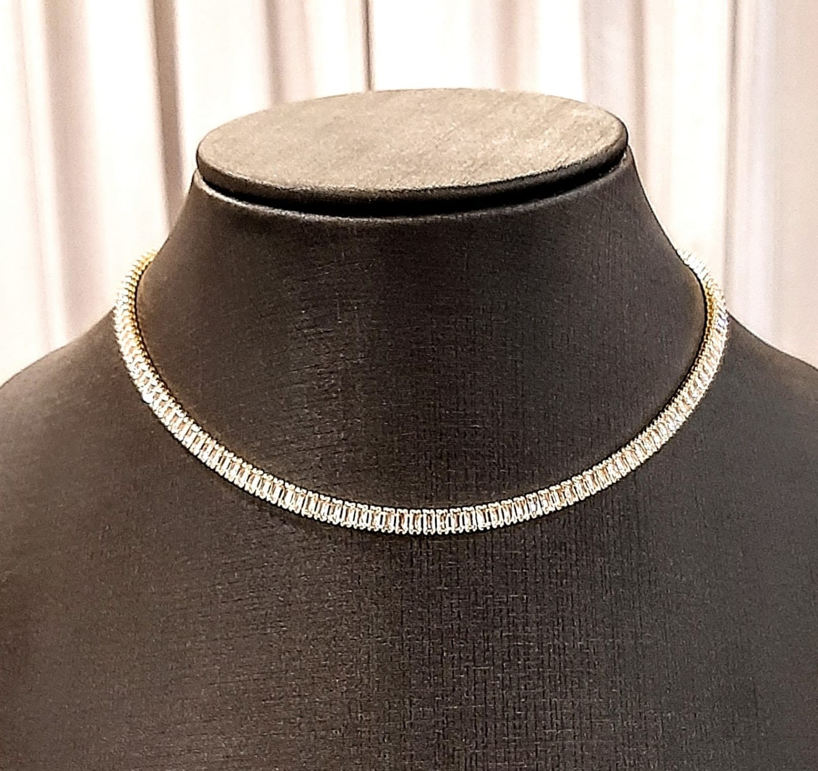 Colar ouro com pedras zircônia branca semijoia 18K153,9